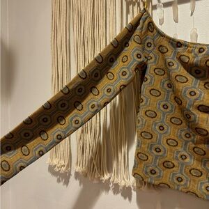 Retro printed of the shoulder long sleeve top